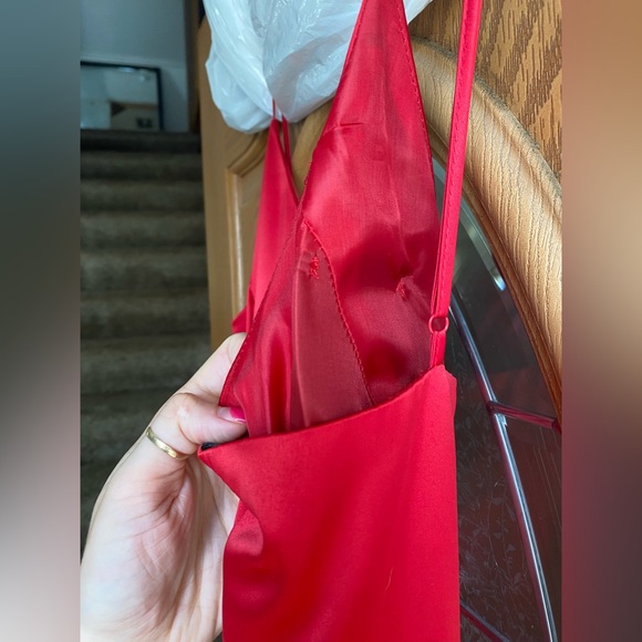 B. Smart Junior’s Prom Dress with slit - Picture 9 of 11